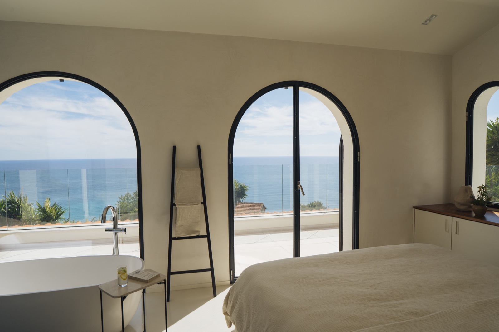 Breakfast in bed with sea view